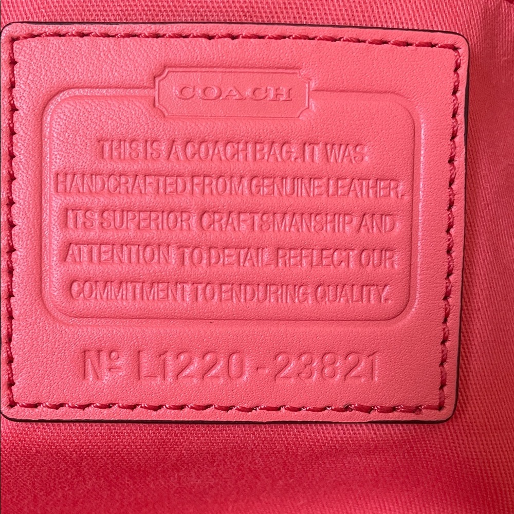 Coach Saffiabo Coral Leather Zioped Tote L1220-23821 - Picture 11 of 16